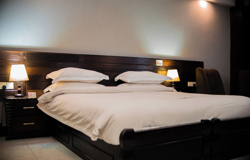 Standard Double Room, Balcony, River View