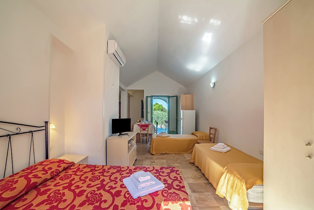 Family Studio (Borgo Primizia M11 Pool And Sea)
