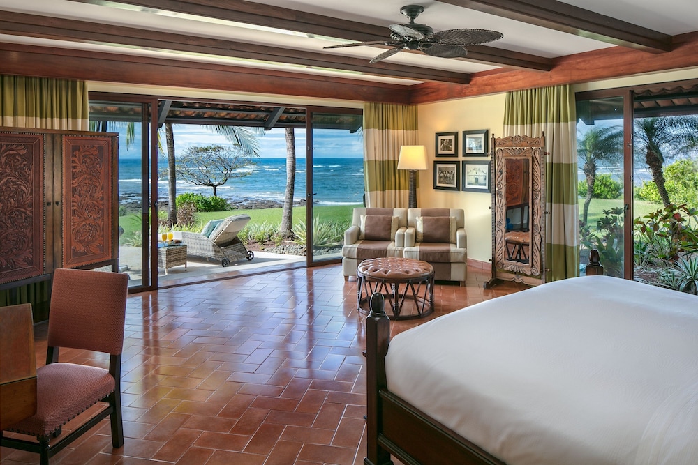 Suite, 1 Bedroom (Oceanfront) - Photo 11