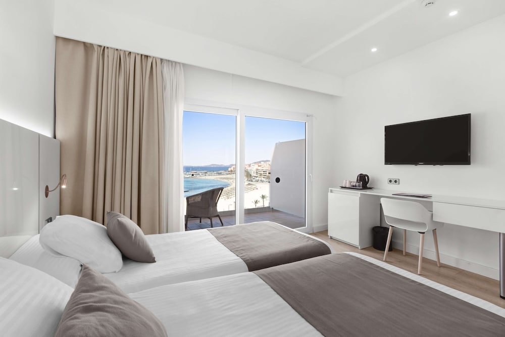 Superior Double Room, Balcony, Partial Sea View