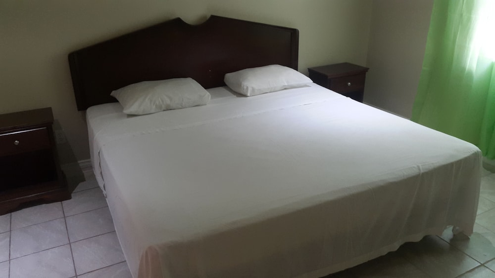 Comfort Double or Twin Room, 1 Queen Bed, Non Smoking, Beach View photo 1
