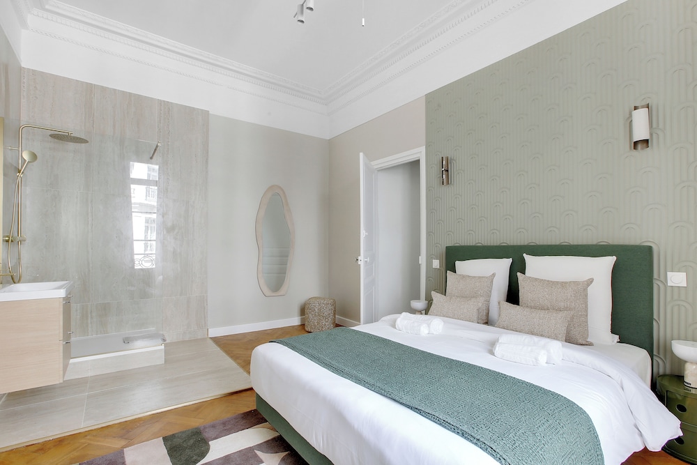 Gallery Apartment