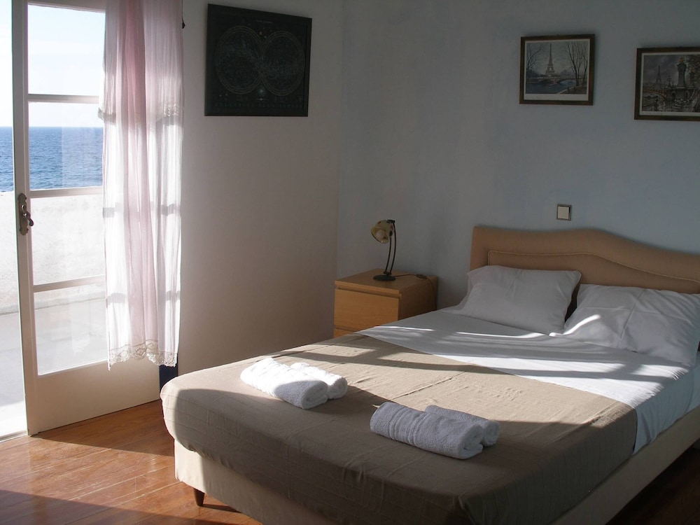 Villa, 3 Bedrooms, Smoking, Balcony