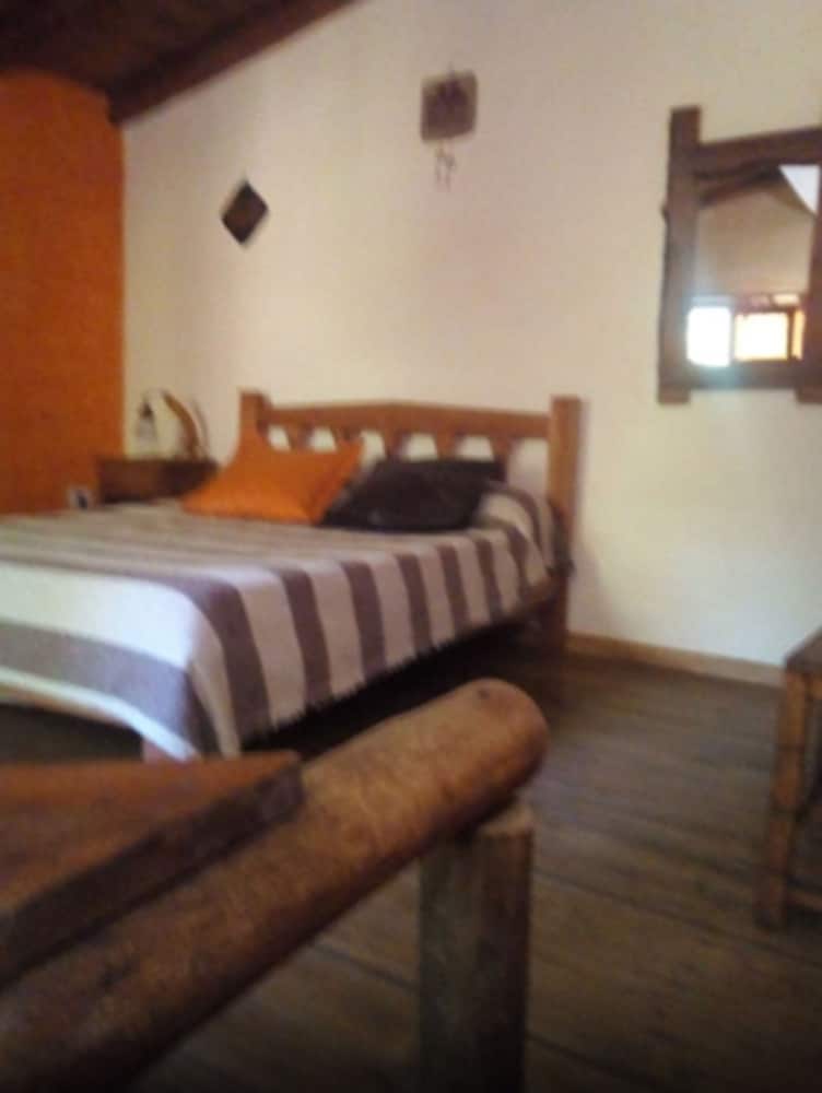 Family Cabin, 2 Bedrooms, Private Bathroom (5 Guests) photo 1