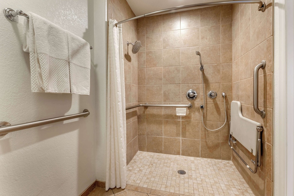 1 BEDROOM 1 KING SUNSET HEARING ACCESS RI SHWR - Photo 8