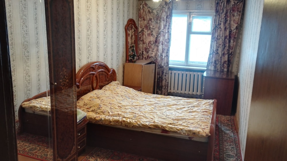 Economy Apartment (Tolstogo 1-46) photo 1