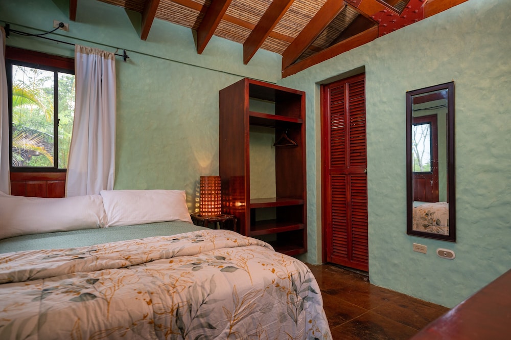 Family Suite, 1 Bedroom, Lake View photo 2