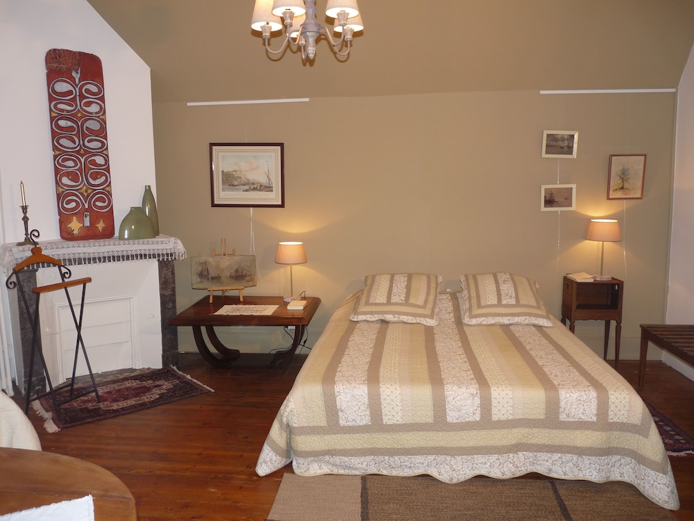 Double Room, Non Smoking (Sable) - Photo 2
