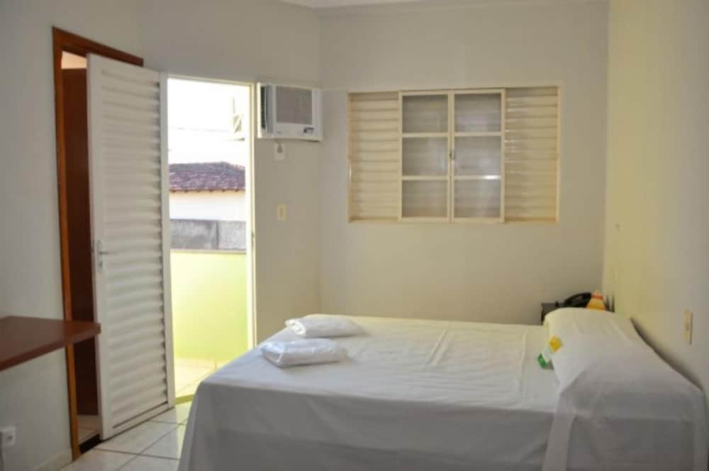 Basic Apartment (Duplo Casal)