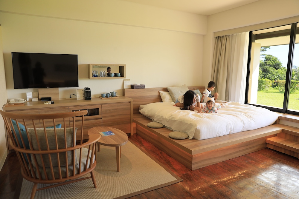 Ocean View Premium - Photo 2