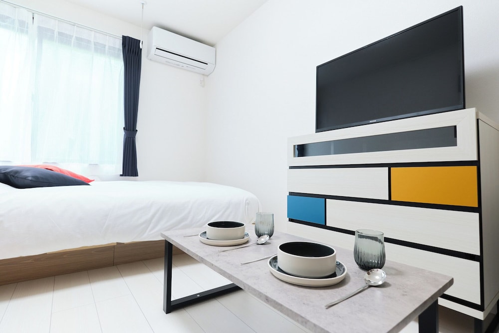 Apartment, Non Smoking (B-2) thumbnail 5