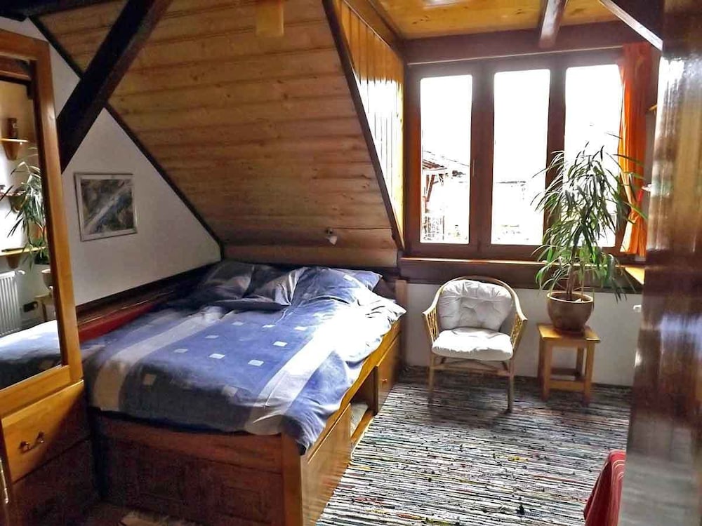Design Villa, Multiple Beds, Non Smoking, Mountain View photo 1