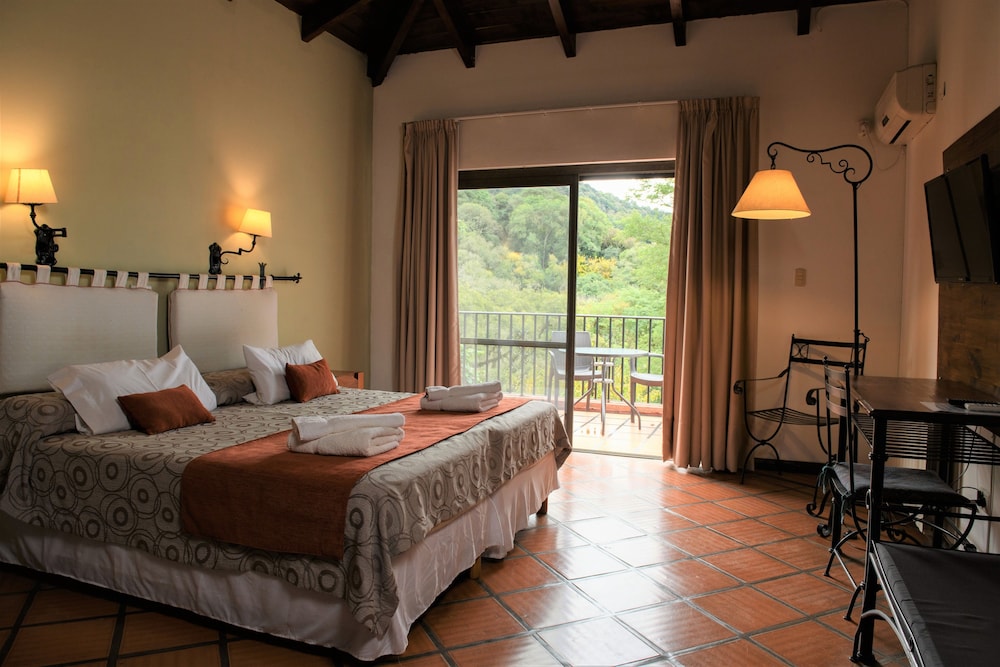 Superior Double or Twin Room, Balcony, Mountain View