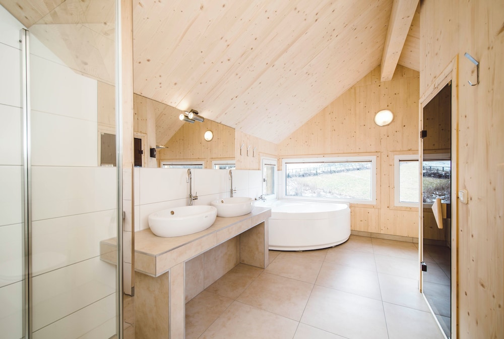 Premium Chalet # 17  mit Sauna & Whirlpool