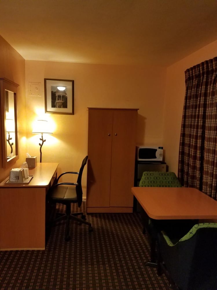 Standard Room photo 1