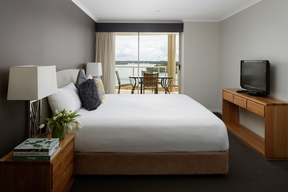 Apartment, 2 Bedrooms, Balcony, Ocean View - Photo 2