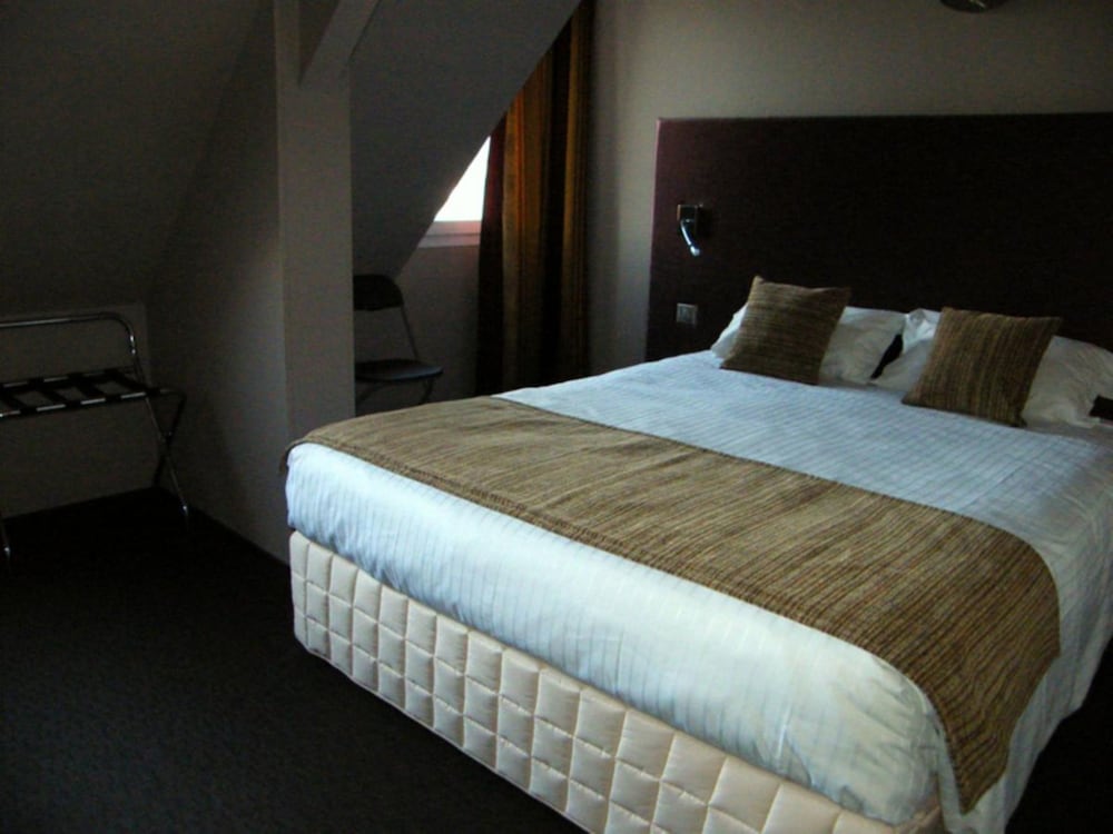 Superior Double Room (Shower With Hydromassage Jets)