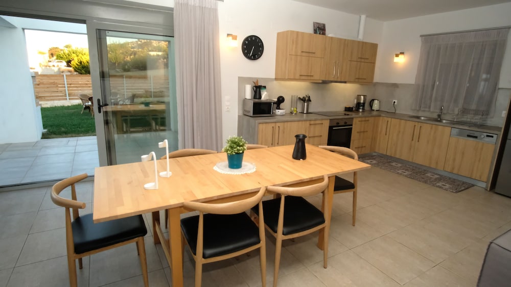 Panoramic Villa, 3 Bedrooms, Private Pool, Sea View (West) photo 3