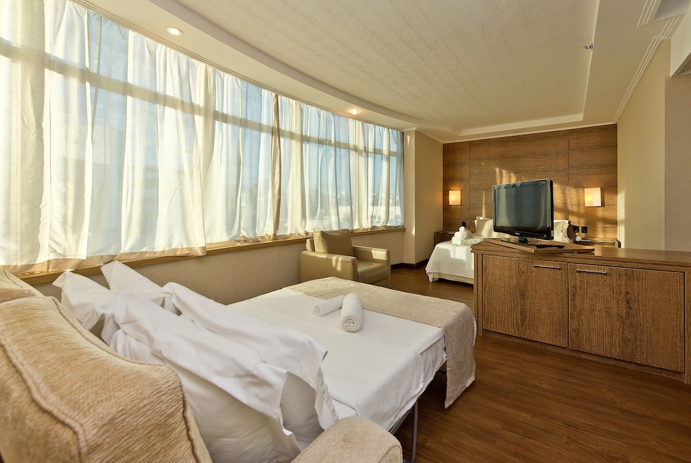 Junior Double Room
