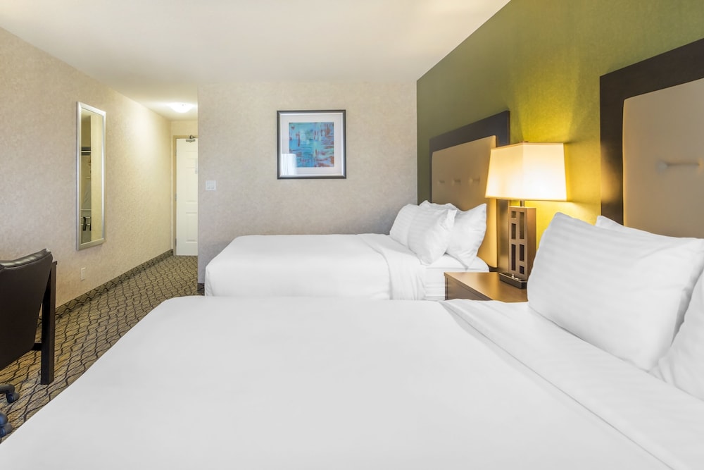 Standard Room 2 Queen Beds Non Smoking - Photo 9
