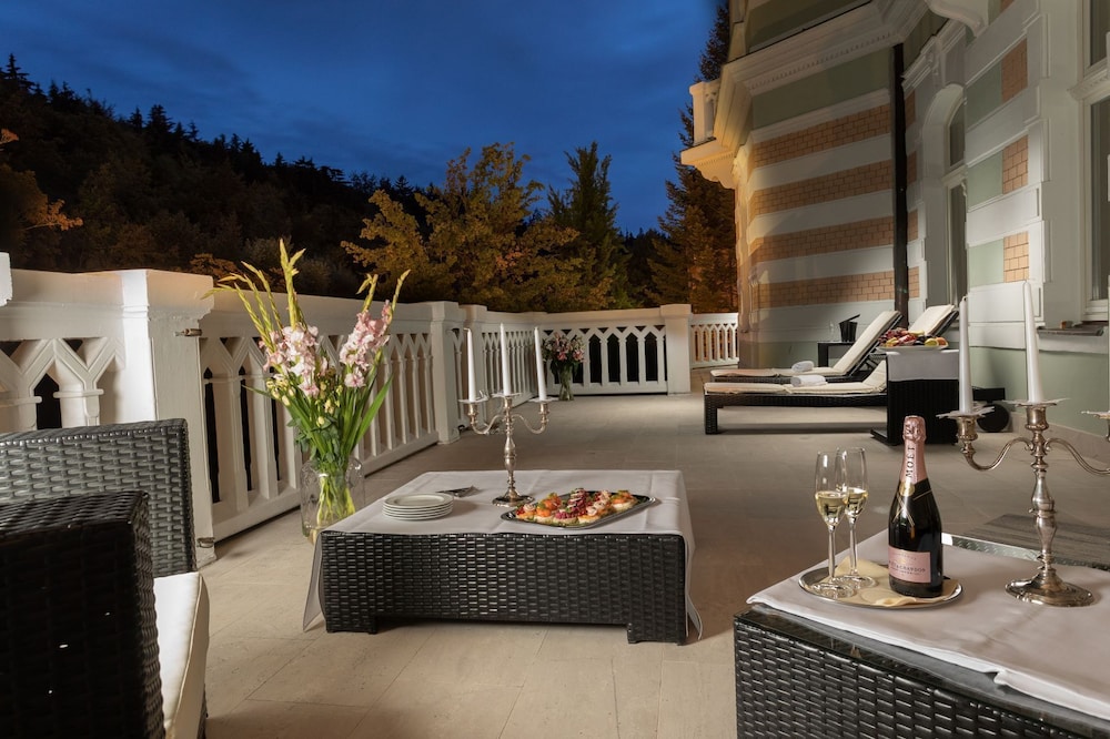 Savoy Suite - Photo 2