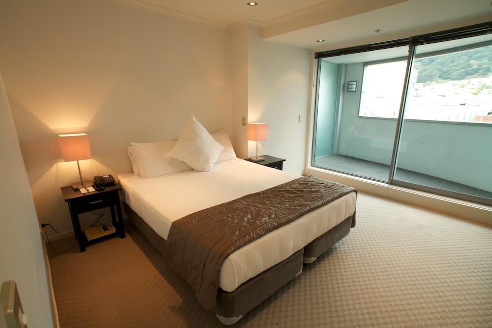 Two Bedroom Apartment - Photo 2