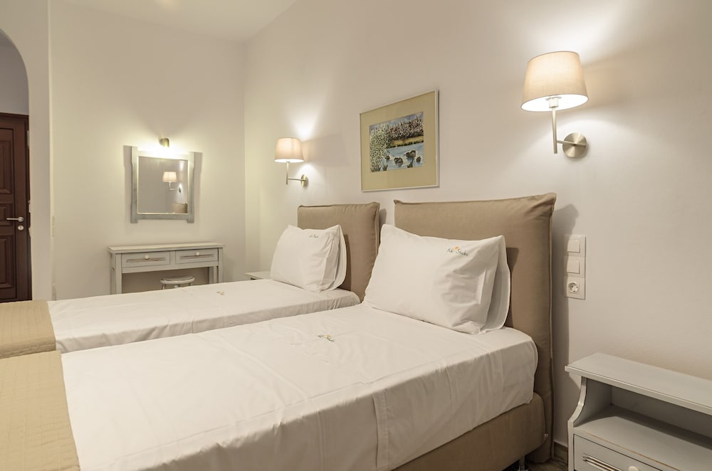 Family Apartment, 2 Bedrooms, Terrace, Garden View