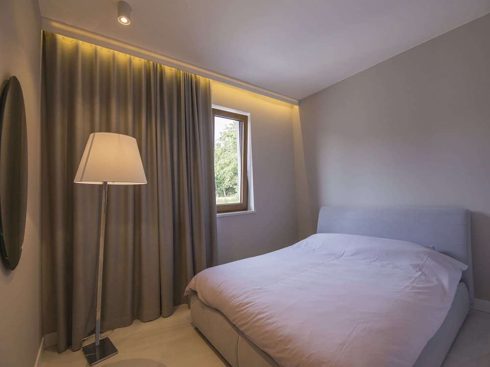 Villa photo 3