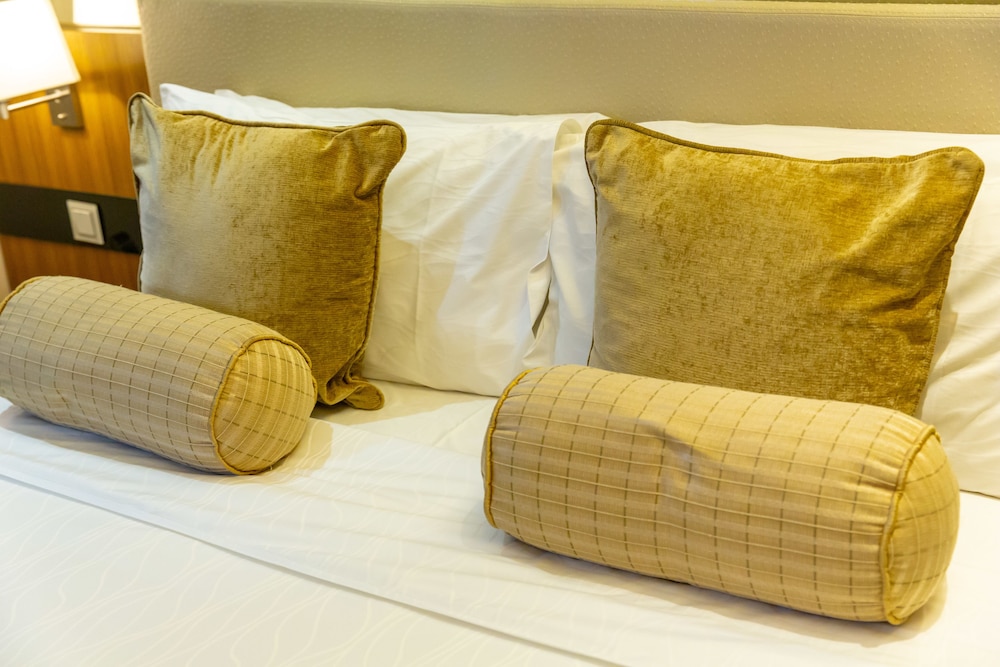 Bayview King Room - Photo 5