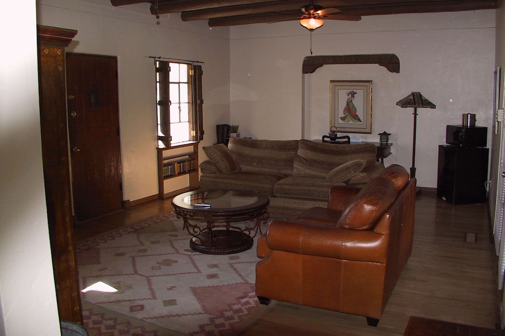 Standard Room, Multiple Beds, Non Smoking