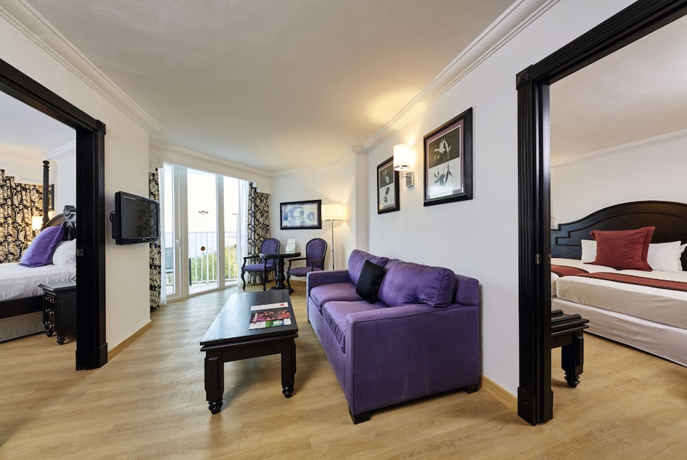 Family Suite, Ocean View (B2C-CA) thumbnail 5