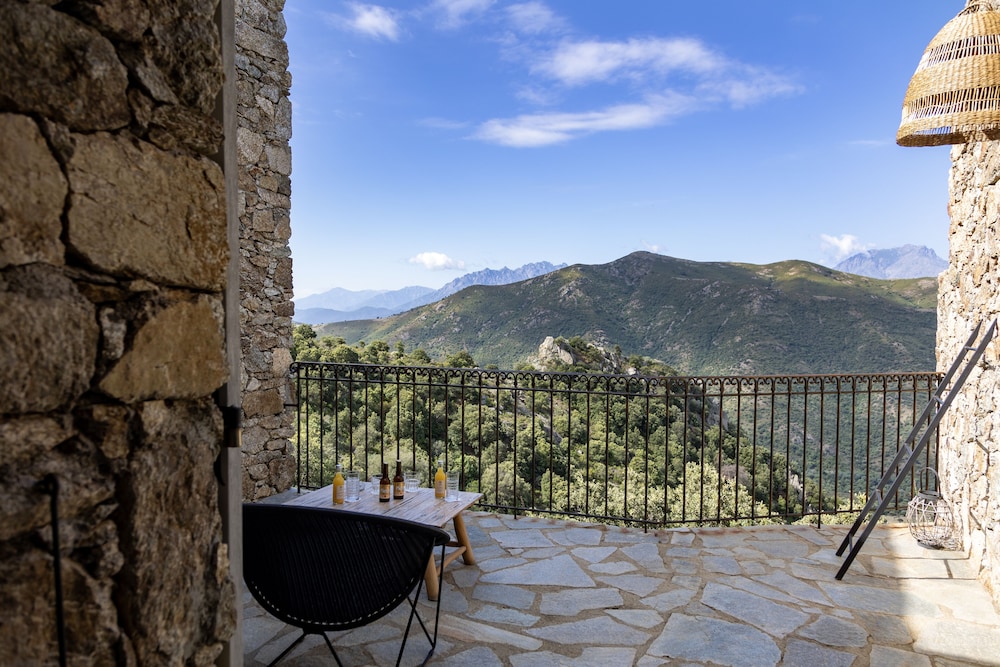 CASA U MONTE photo 3