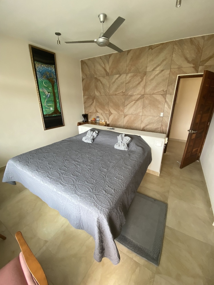 Standard Room - Photo 17