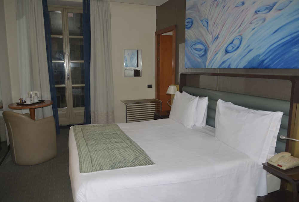 Standard Room, 2 Twin Beds, Non Smoking photo 2