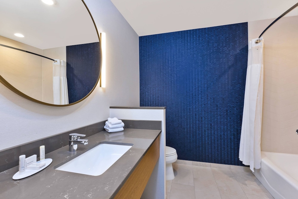 Suite, Multiple Beds photo 3