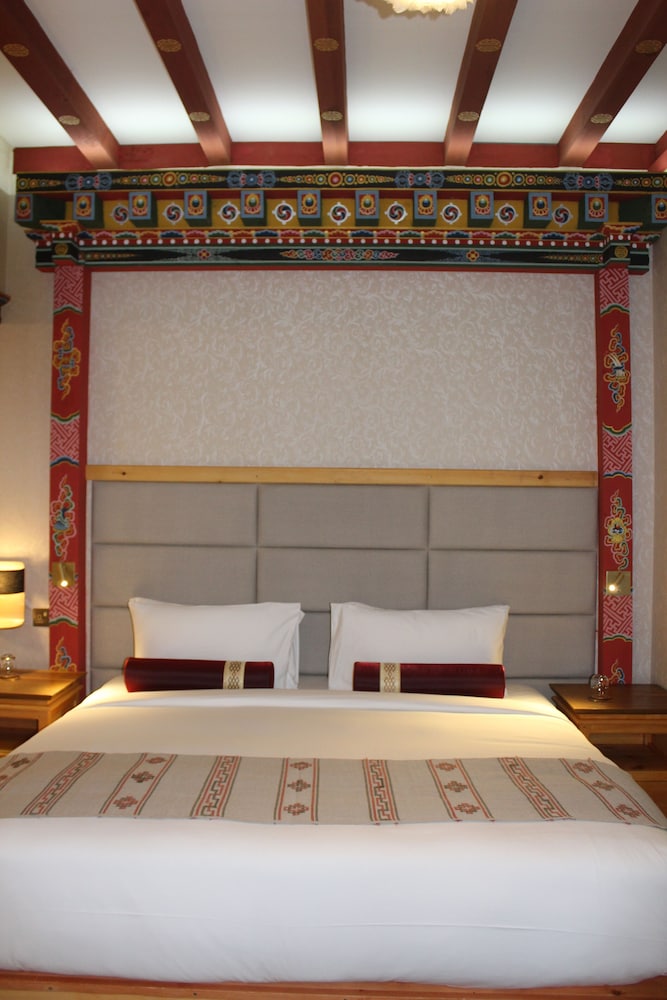 Deluxe Studio Suite photo 2