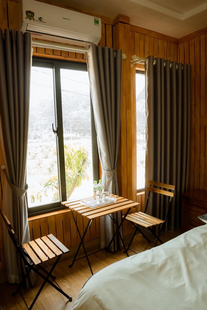 Deluxe Double Room, 1 Queen Bed, Garden View photo 3