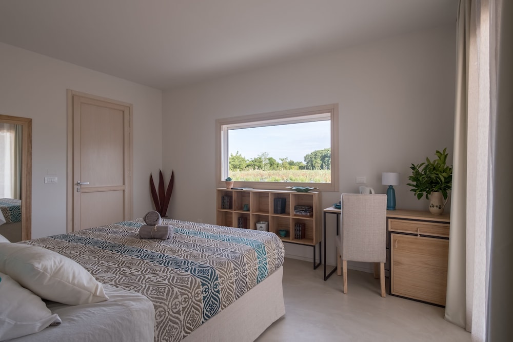 Deluxe Room, Ground Floor (Fico) photo 2