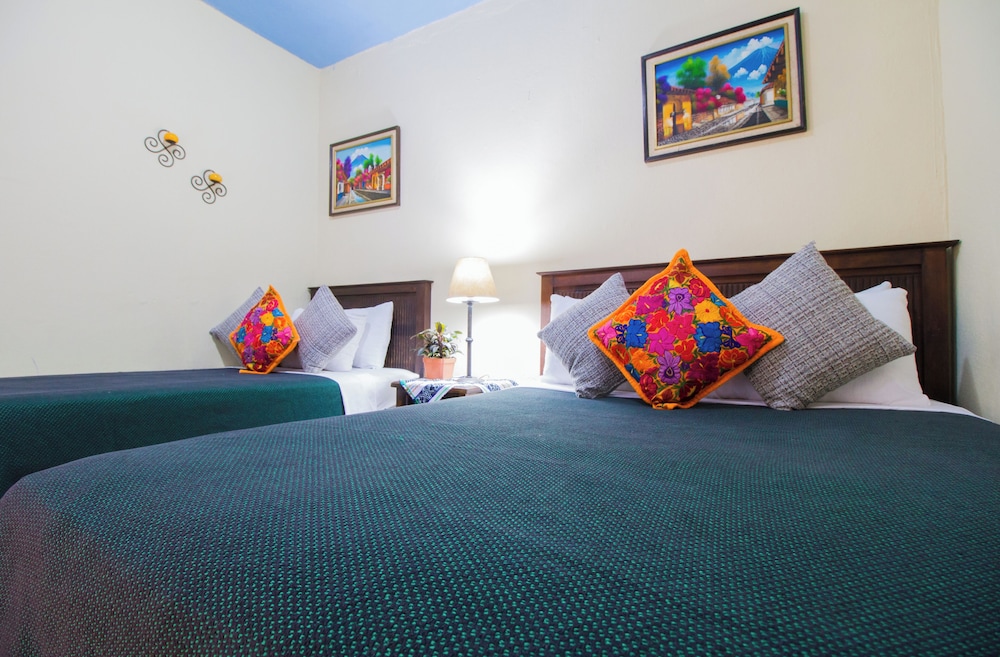 Basic Twin Room photo 1