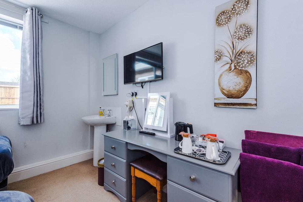 Premium Twin Room, Shared Bathroom photo 3