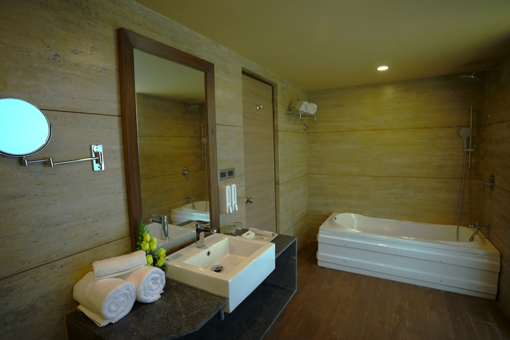 Pelican Suite - Photo 3