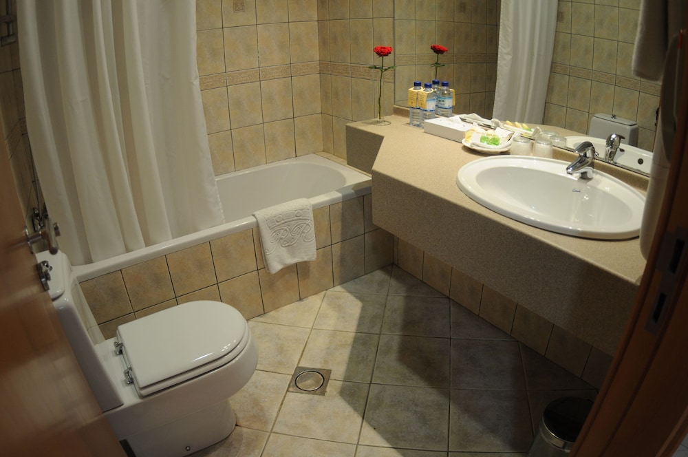 Deluxe Suite, 1 Bedroom photo 2