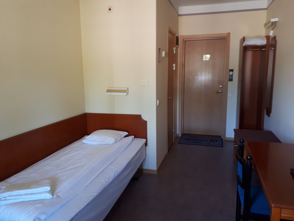 Single Room, Private Bathroom photo 1