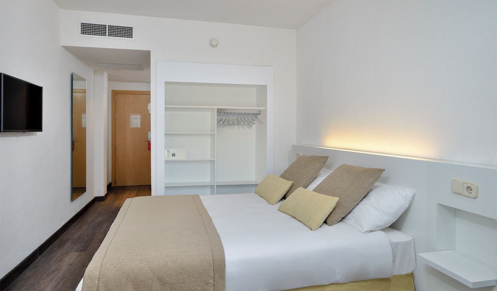 Sol Interconnected Room photo 3