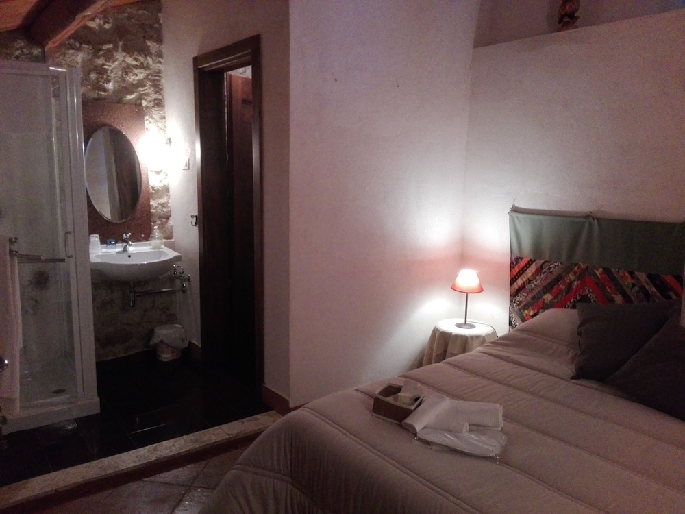 Classic Quadruple Room photo 1