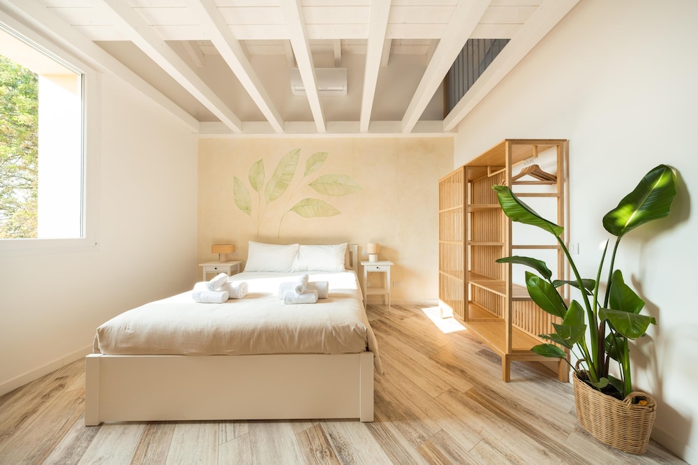 Comfort Duplex, Garden View