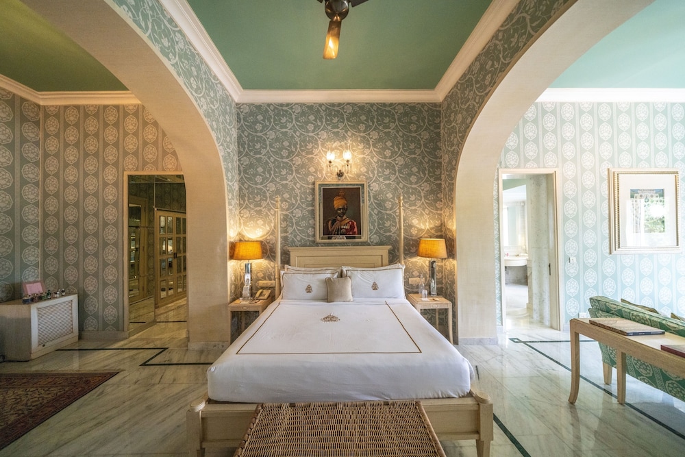 Queen Elizabeth II Suite
