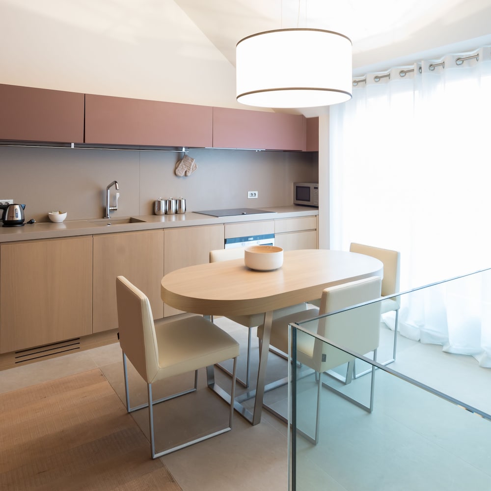 Penthouse, 2 Bedrooms, Balcony photo 2