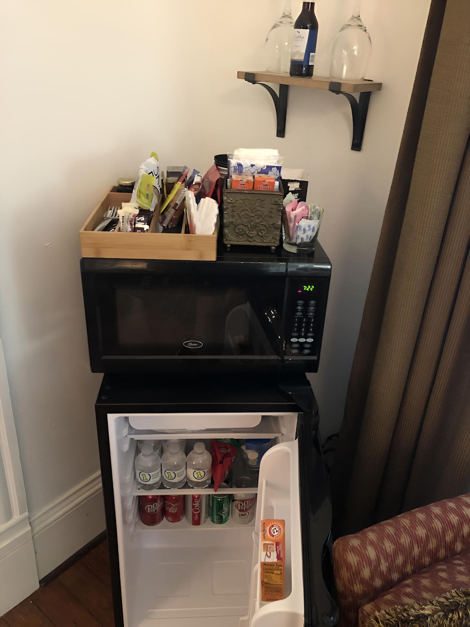 Luxury Double Room, 1 Bedroom, Refrigerator & Microwave, Garden View photo 3