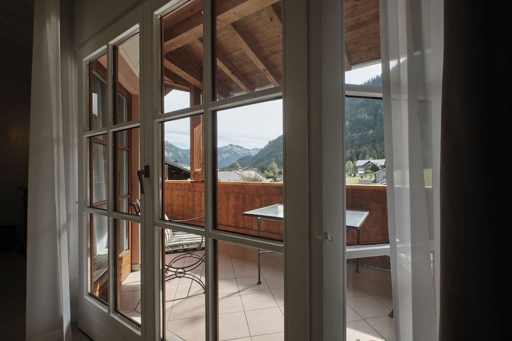 Premium Suite, 1 Bedroom, Non Smoking, Garden Area photo 2